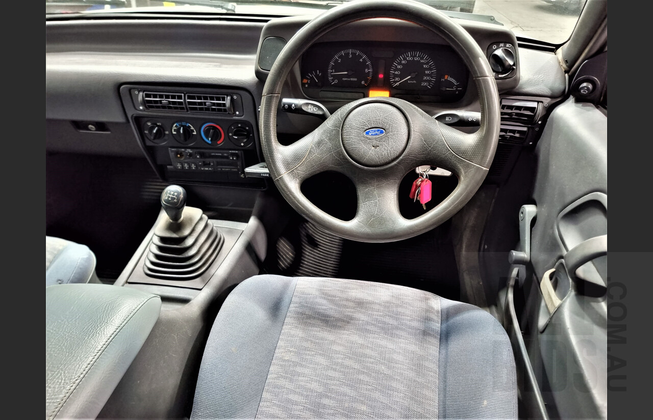 7/1996 Ford Falcon GLi Longreach XH Panelvan White 4.0L