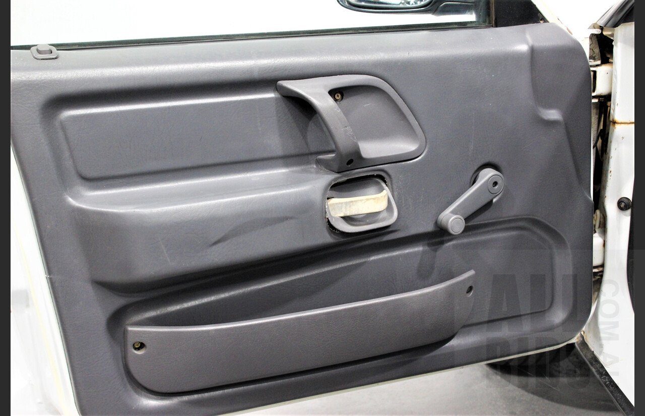 7/1996 Ford Falcon GLi Longreach XH Panelvan White 4.0L