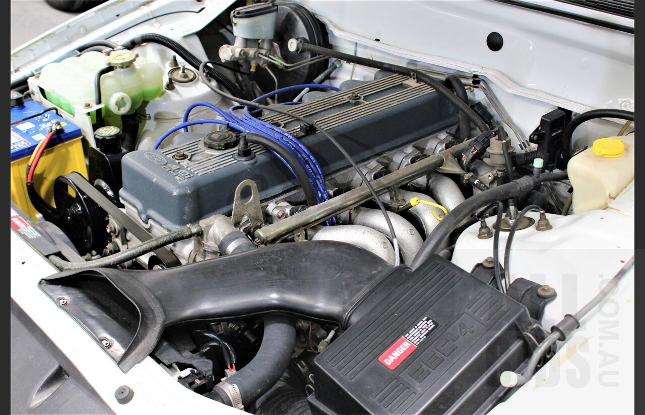 7/1996 Ford Falcon GLi Longreach XH Panelvan White 4.0L