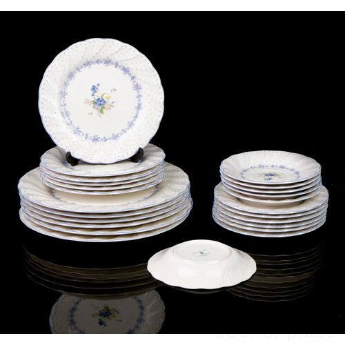 Nikko Tableware Japan Ceramic 50 Piece Dinner Service for Six on Blue Peony Pattern