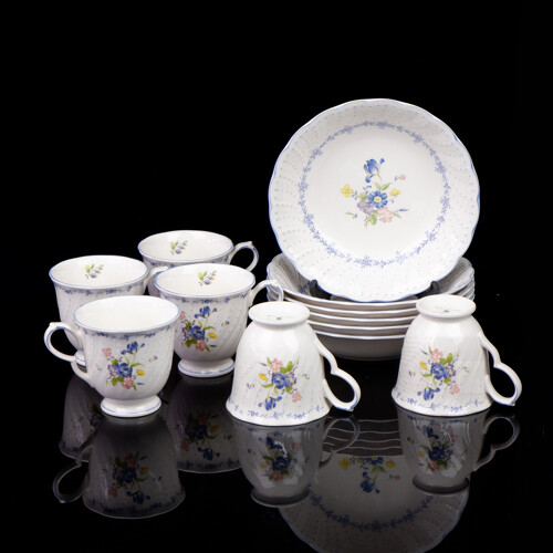 Nikko Tableware Japan Ceramic 50 Piece Dinner Service for Six on Blue Peony Pattern