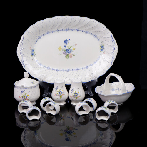 Nikko Tableware Japan Ceramic 50 Piece Dinner Service for Six on Blue Peony Pattern