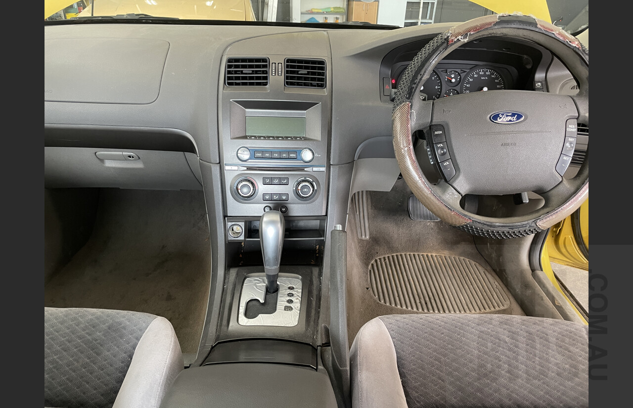 10/2003 Ford Falcon Futura BA 4d Sedan Gold 4.0L