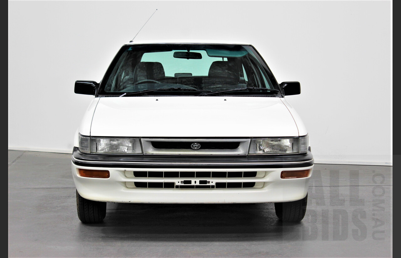 10/1991 Toyota Corolla CSi SECA AE94 5d Liftback White 1.6L Low 57,000ks