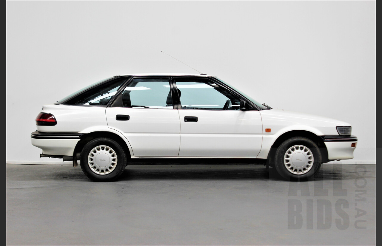 10/1991 Toyota Corolla CSi SECA AE94 5d Liftback White 1.6L Low 57,000ks