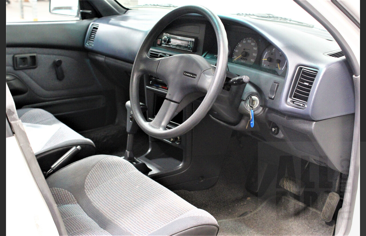 10/1991 Toyota Corolla CSi SECA AE94 5d Liftback White 1.6L Low 57,000ks