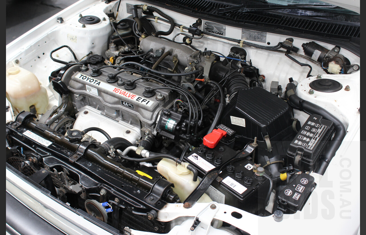 10/1991 Toyota Corolla CSi SECA AE94 5d Liftback White 1.6L Low 57,000ks