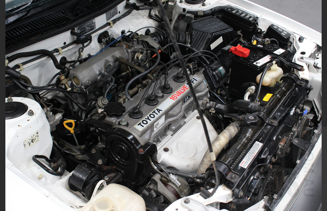 10/1991 Toyota Corolla CSi SECA AE94 5d Liftback White 1.6L Low 57,000ks