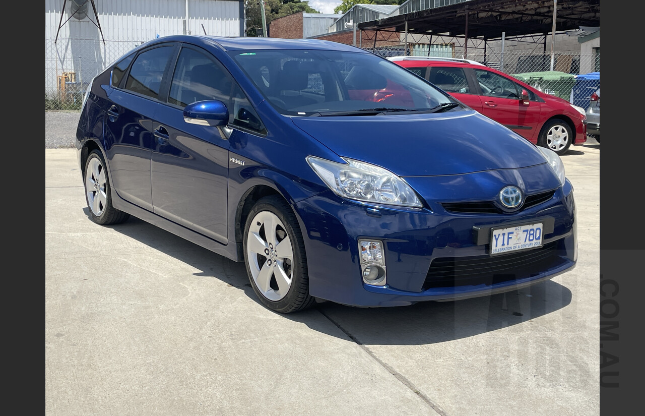 2/2011 Toyota Prius I-tech Hybrid ZVW30R 5d Hatchback Blue 1.8L