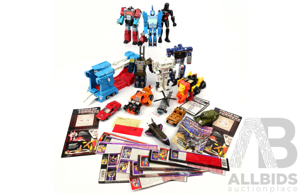 Nice Collection of Vintage Hasbro - Lot 1439156 | ALLBIDS