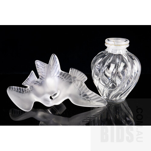 Lalique LÁir Du Temps Large Store Display Factice Perfume Bottle Designed by Nina Ricci