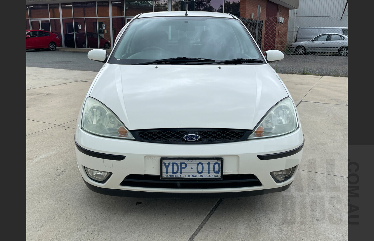 11/2003 Ford Focus LX LR 5d Hatchback White 1.8L