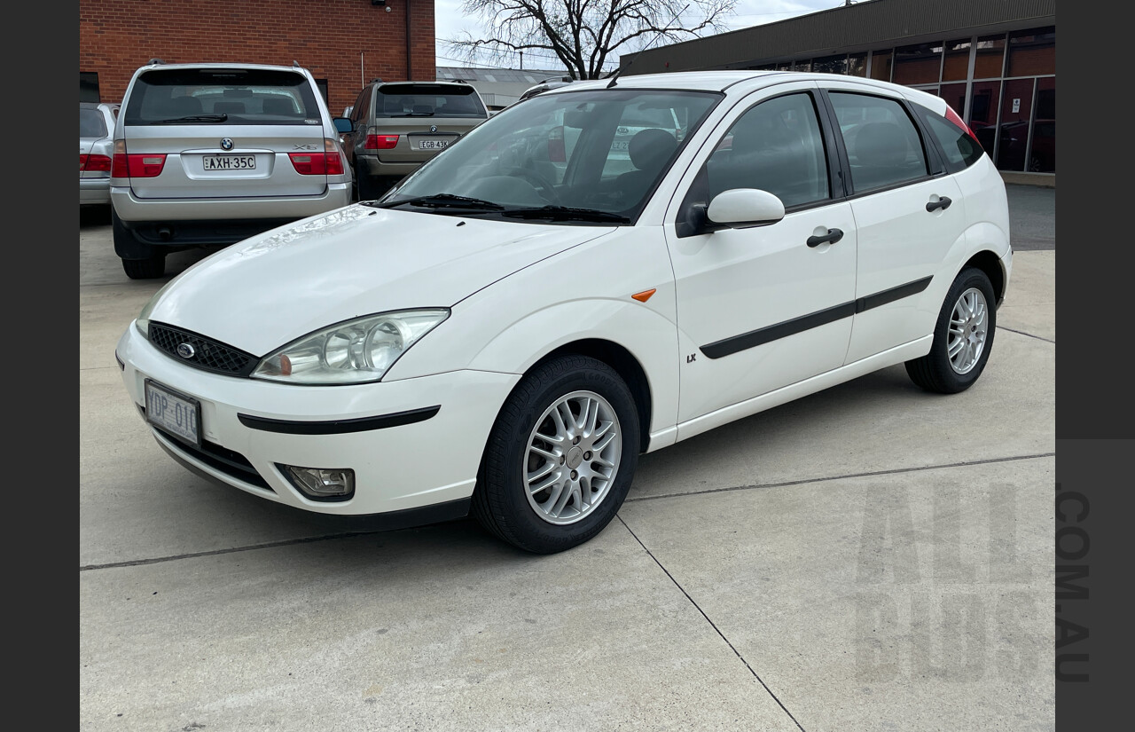 11/2003 Ford Focus LX LR 5d Hatchback White 1.8L
