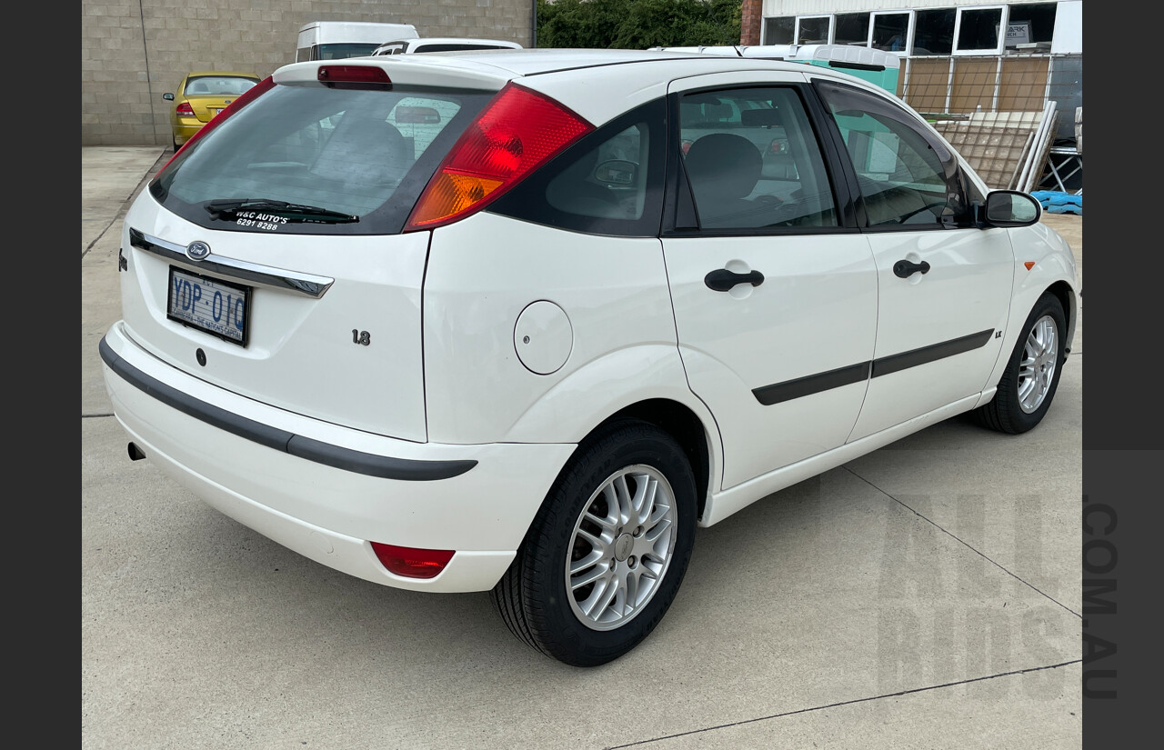11/2003 Ford Focus LX LR 5d Hatchback White 1.8L