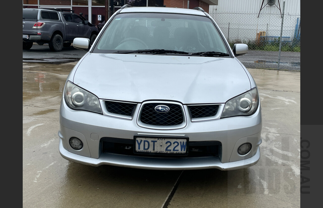 9/2005 Subaru Impreza 2.0i (awd) MY06 5d Hatchback Silver  2.0L
