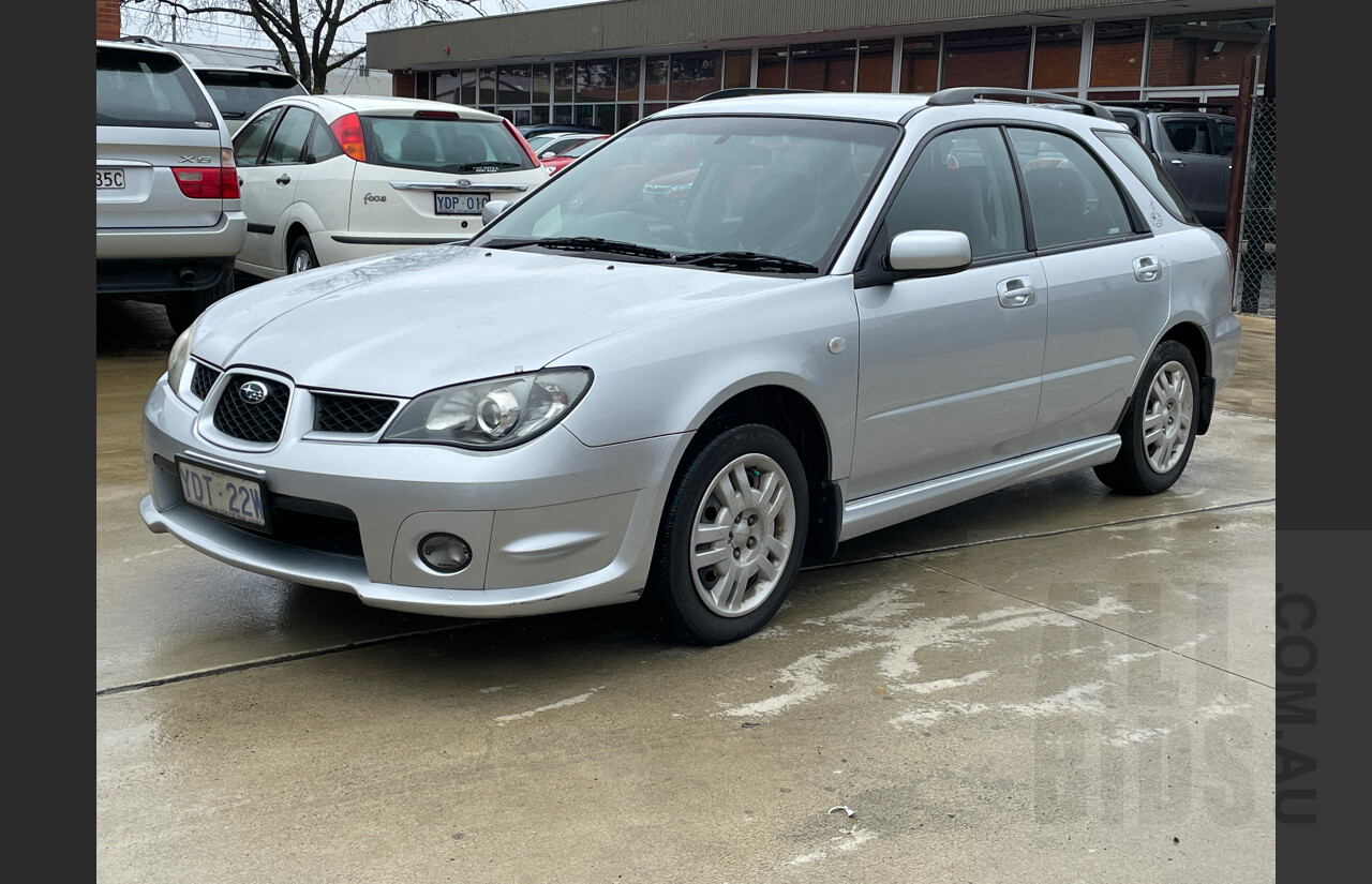 9/2005 Subaru Impreza 2.0i (awd) MY06 5d Hatchback Silver  2.0L