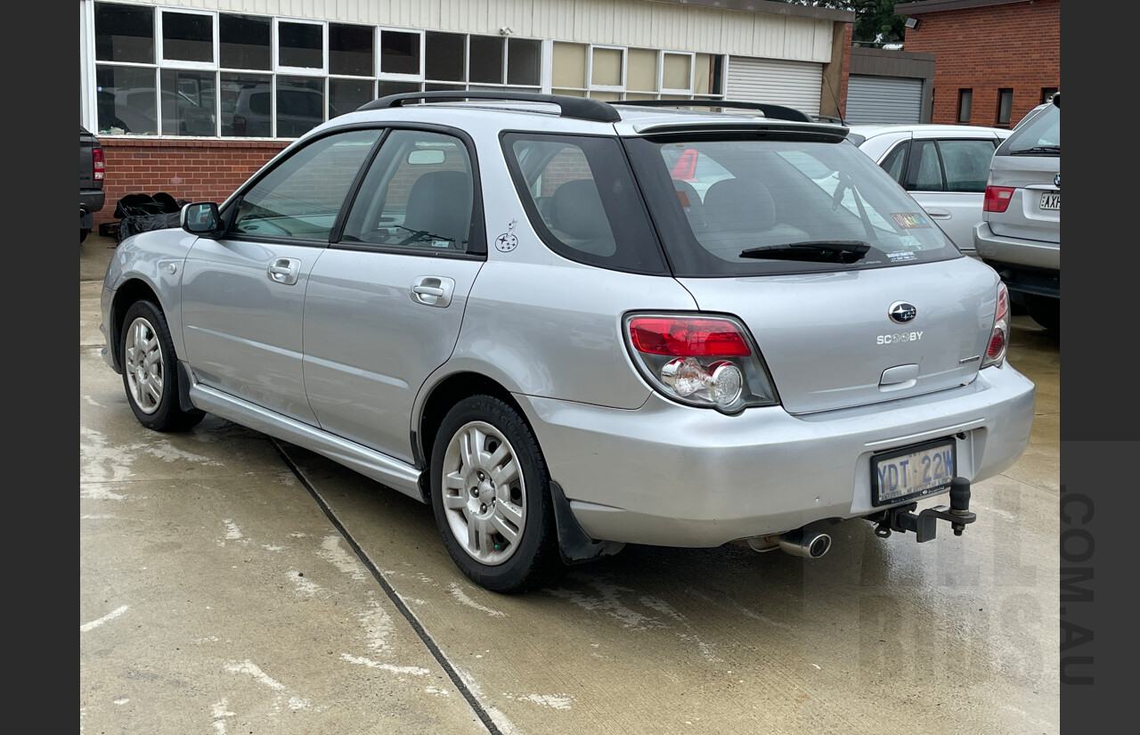 9/2005 Subaru Impreza 2.0i (awd) MY06 5d Hatchback Silver  2.0L