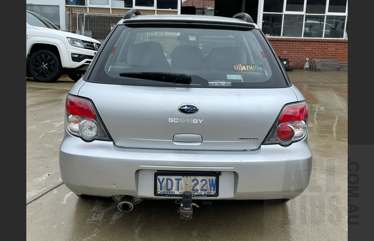 9/2005 Subaru Impreza 2.0i (awd) MY06 5d Hatchback Silver  2.0L