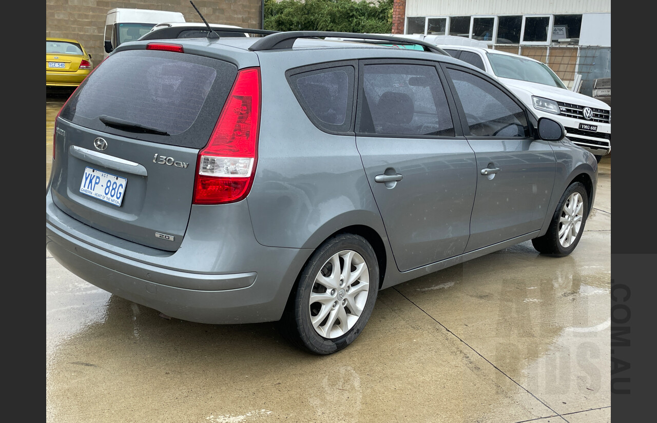 12/2009 Hyundai i30 cw SLX 2.0 FD MY10 4d Wagon Silver 2.0L