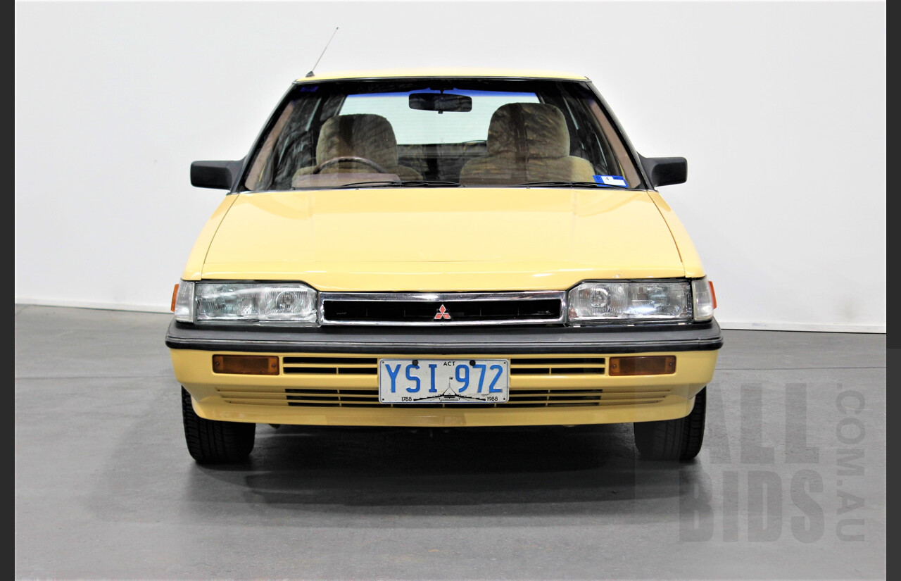 9/1988 Mitsubishi Magna Executive TN 4d Station Wagon Yellow 2.6L