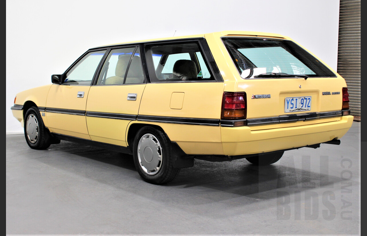 9/1988 Mitsubishi Magna Executive TN 4d Station Wagon Yellow 2.6L