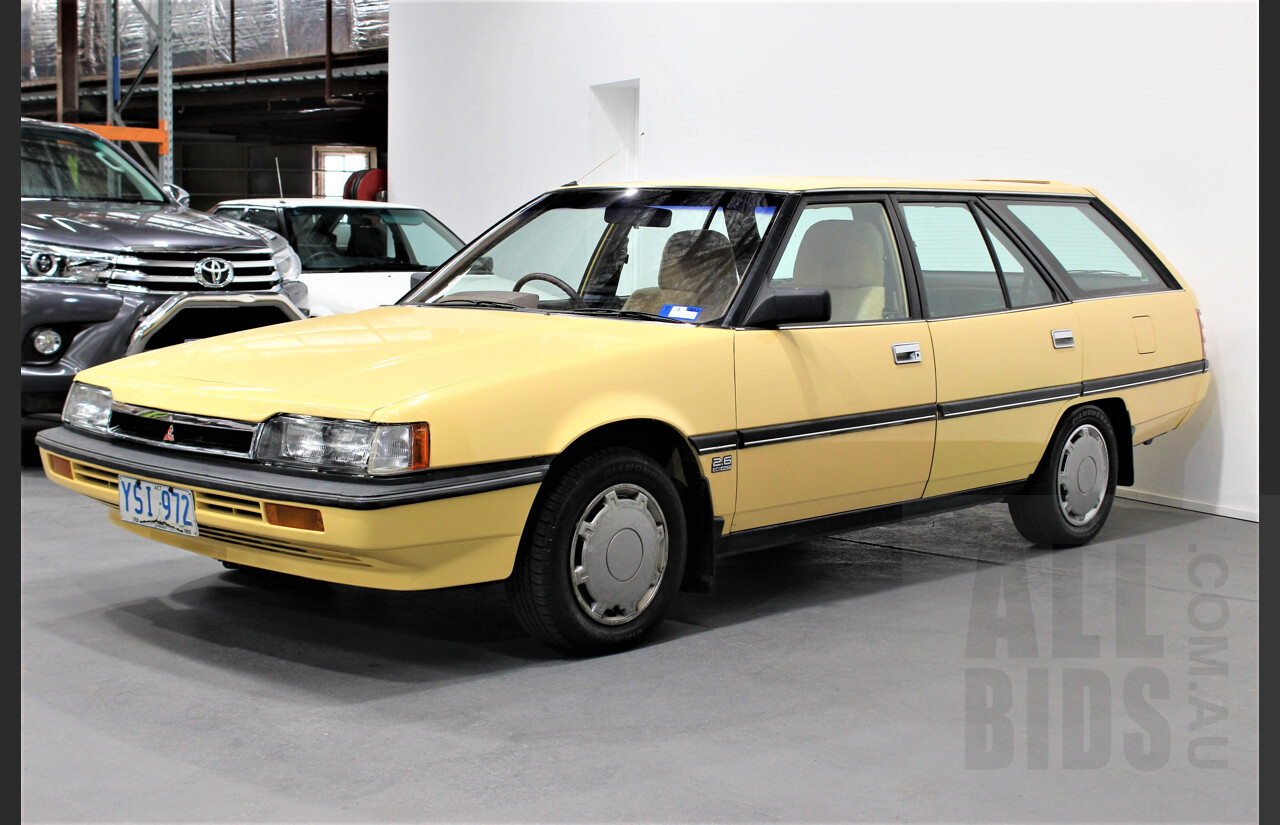 9/1988 Mitsubishi Magna Executive TN 4d Station Wagon Yellow 2.6L