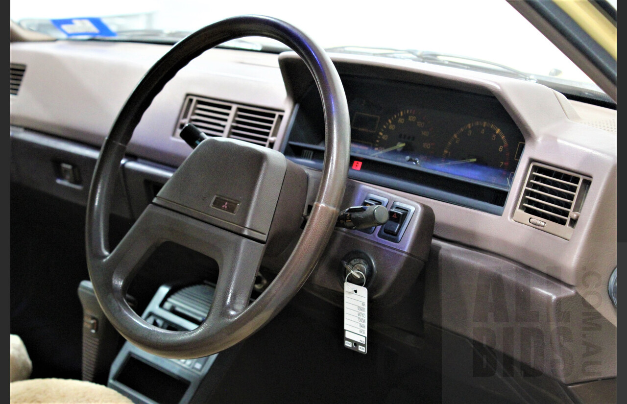 9/1988 Mitsubishi Magna Executive TN 4d Station Wagon Yellow 2.6L