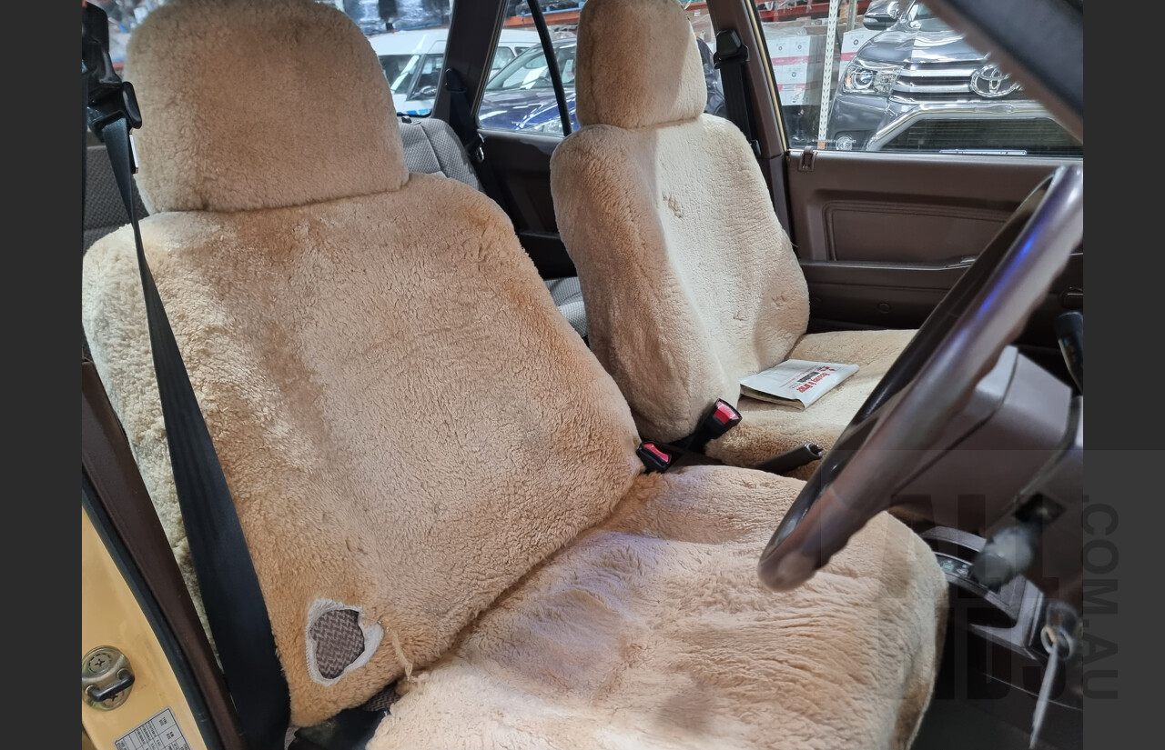 9/1988 Mitsubishi Magna Executive TN 4d Station Wagon Yellow 2.6L