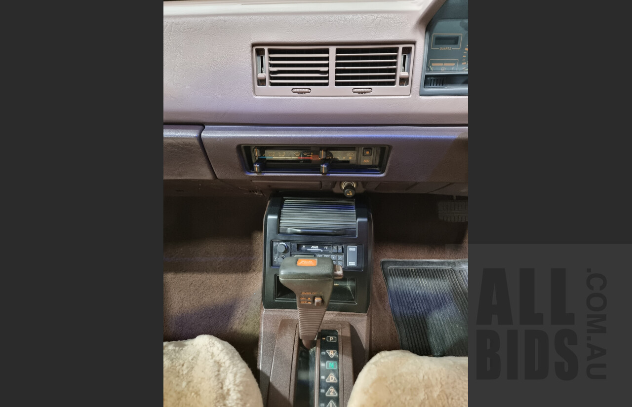 9/1988 Mitsubishi Magna Executive TN 4d Station Wagon Yellow 2.6L