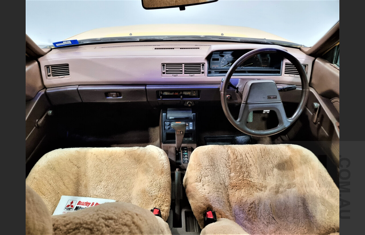 9/1988 Mitsubishi Magna Executive TN 4d Station Wagon Yellow 2.6L