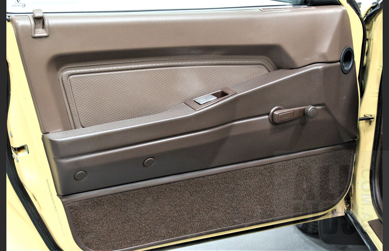 9/1988 Mitsubishi Magna Executive TN 4d Station Wagon Yellow 2.6L