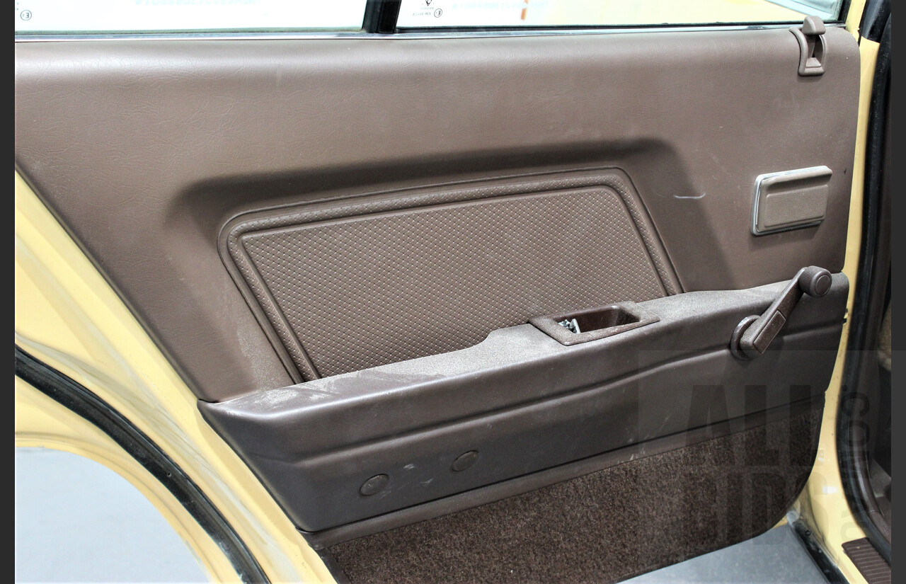 9/1988 Mitsubishi Magna Executive TN 4d Station Wagon Yellow 2.6L