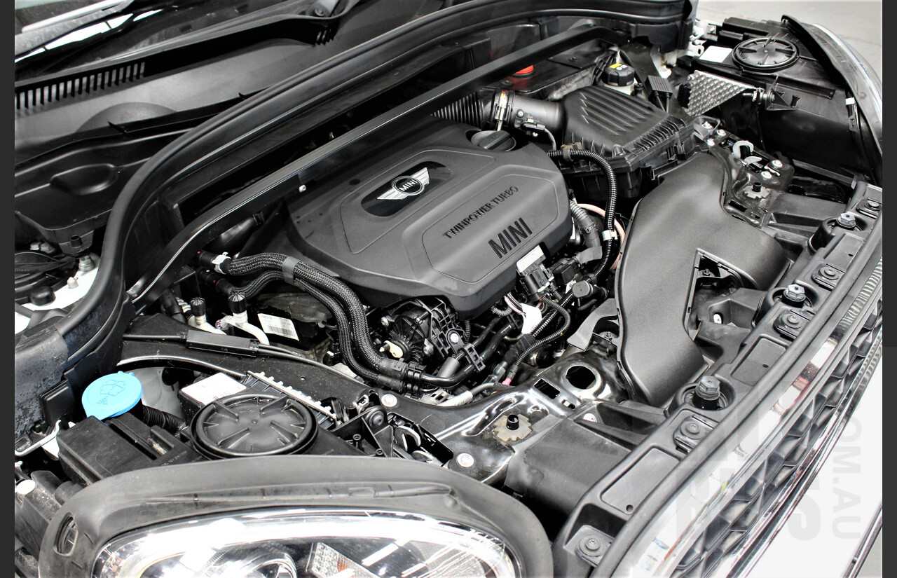 01/2018 Mini Cooper SD ALL4 Countryman R60 (AWD) 4dr Wagon Light White 2.0L Turbo Diesel