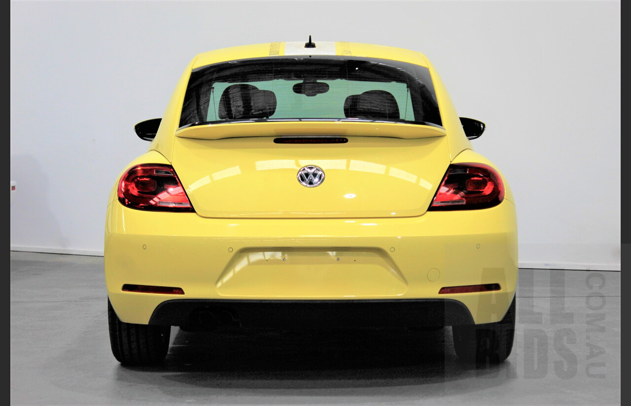 7/2013 Volkswagen Beetle 1L 3dr Hatchback Yellow 1.4L Twincharge Manual