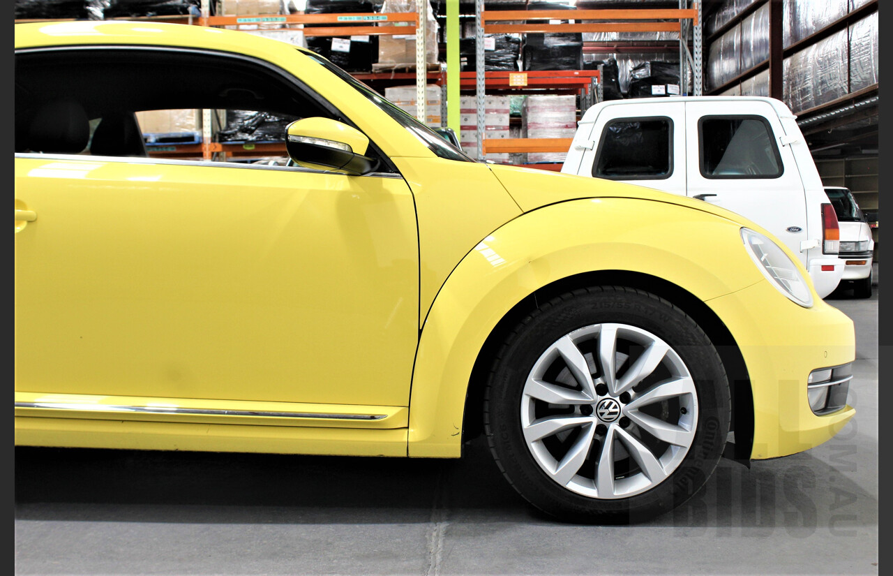 7/2013 Volkswagen Beetle 1L 3dr Hatchback Yellow 1.4L Twincharge Manual