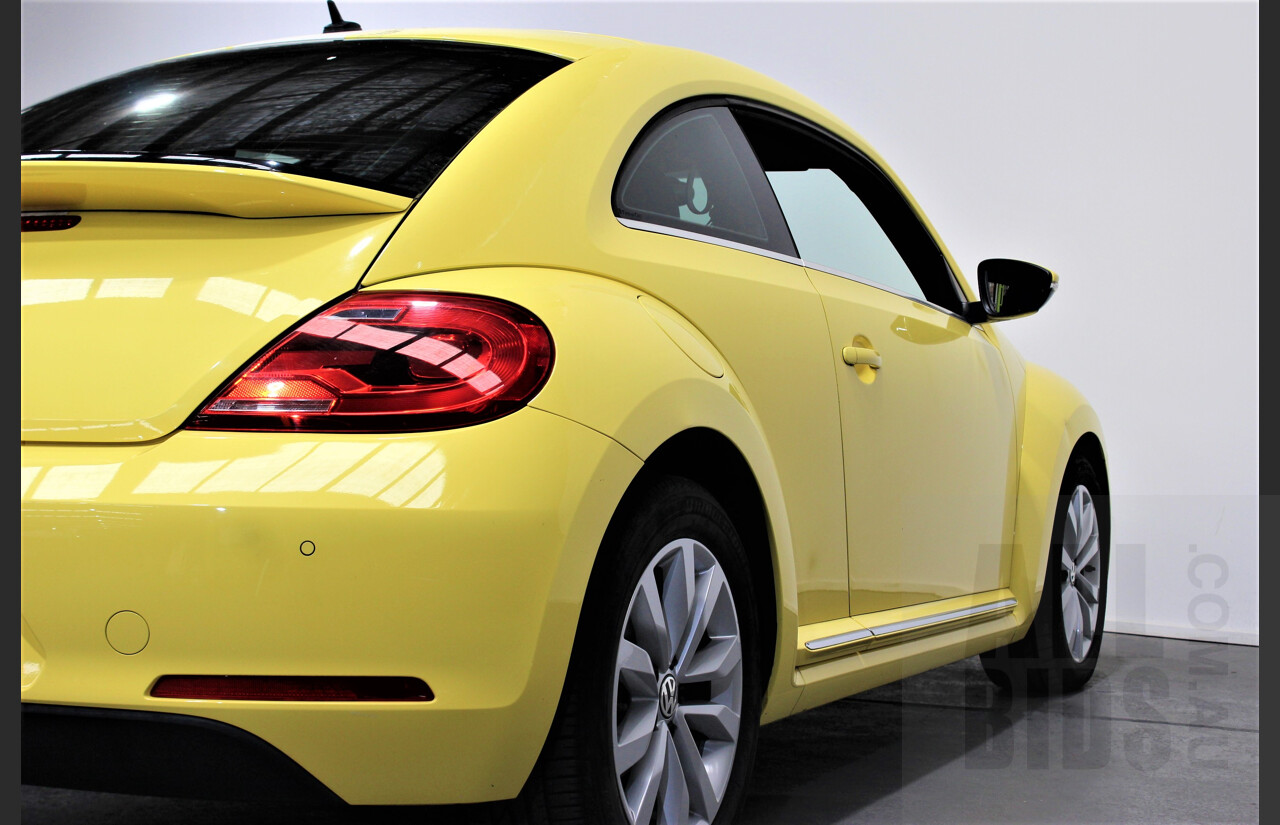 7/2013 Volkswagen Beetle 1L 3dr Hatchback Yellow 1.4L Twincharge Manual