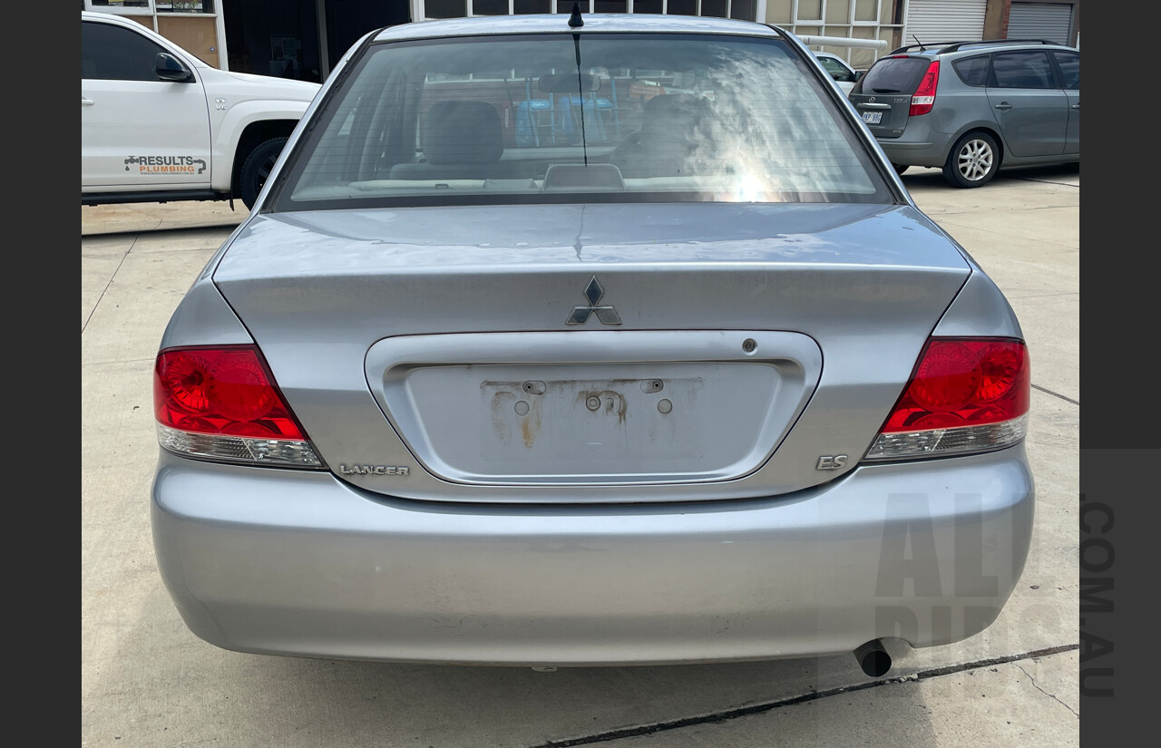 11/2004 Mitsubishi Lancer ES CH 4d Sedan Silver  2.0L