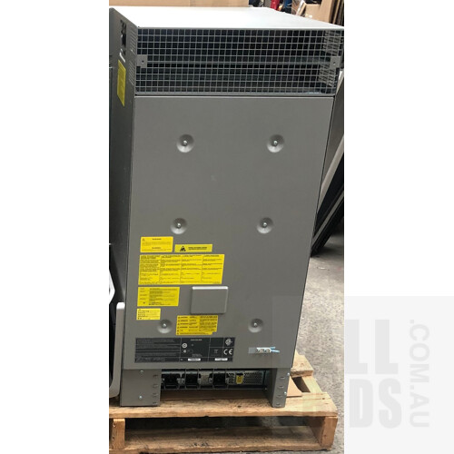 Cisco (ASR-9010-AC V01) ASR 9000 Series Aggregation Services Router Chassis