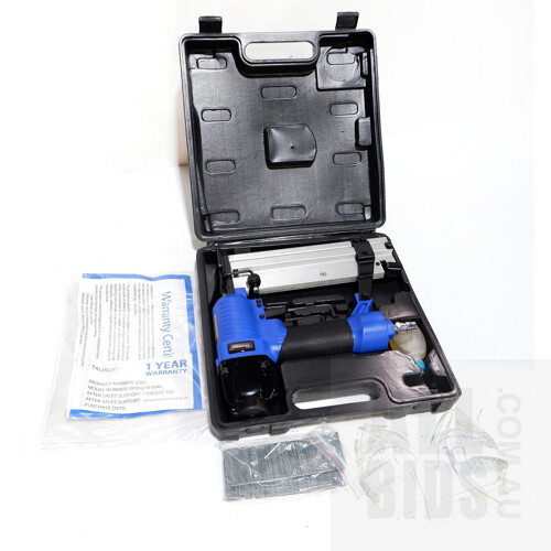 Taurus SF5040 Air Nail Gun Kit