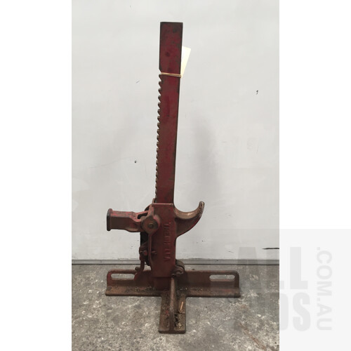 Trewhella High Lift Jack