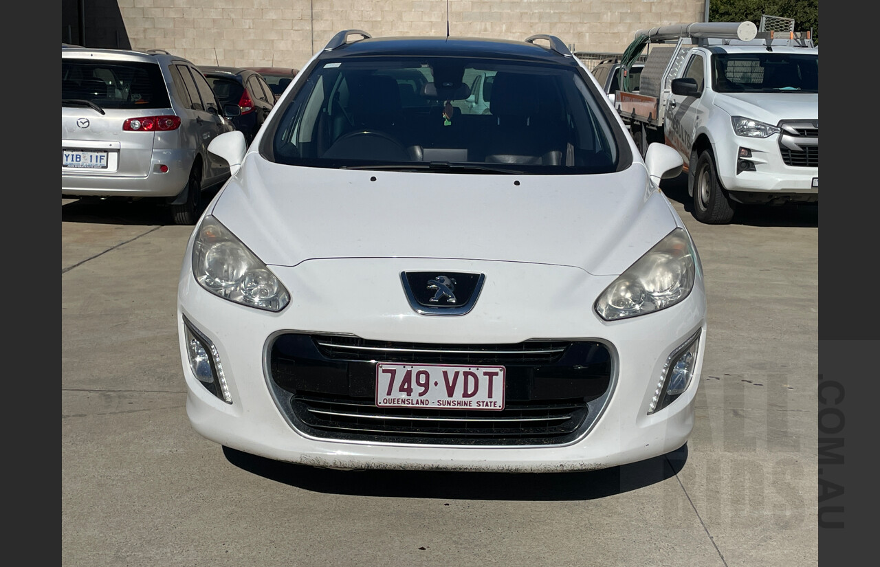 7/2013 Peugeot 308 Sportium Touring Turbo  4d Wagon White 1.6L