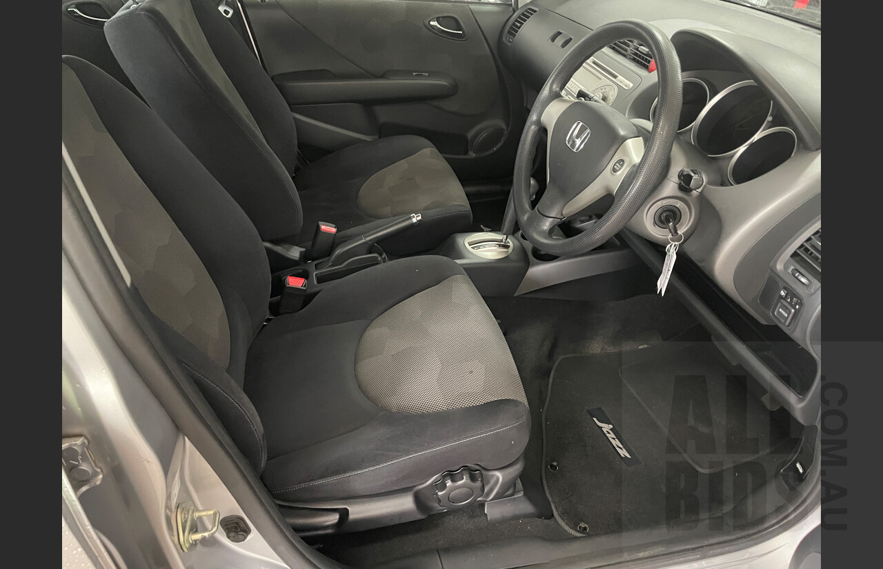 7/2007 Honda Jazz VTI 5d Hatchback Silver 1.5L