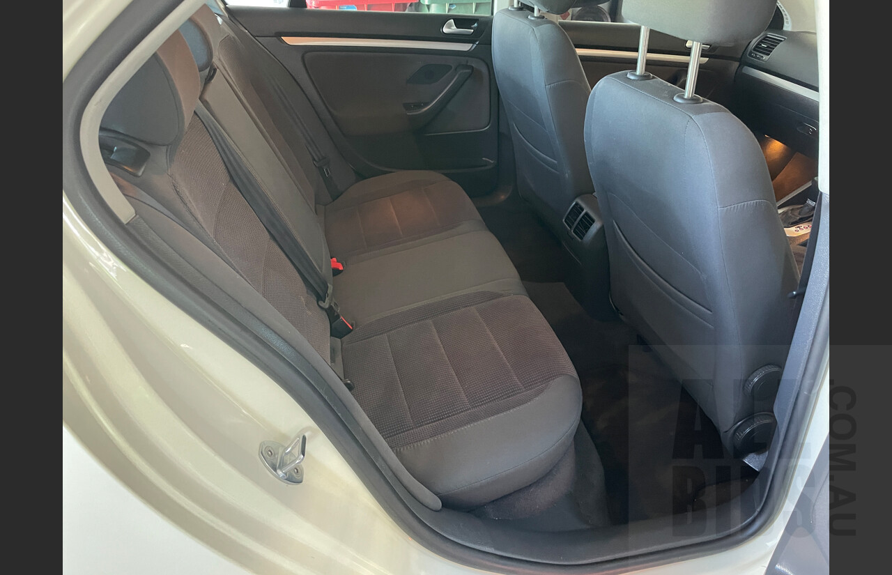 7/2006 Volkswagen Jetta 2.0 TDI 1KM 4d Sedan White 2.0L