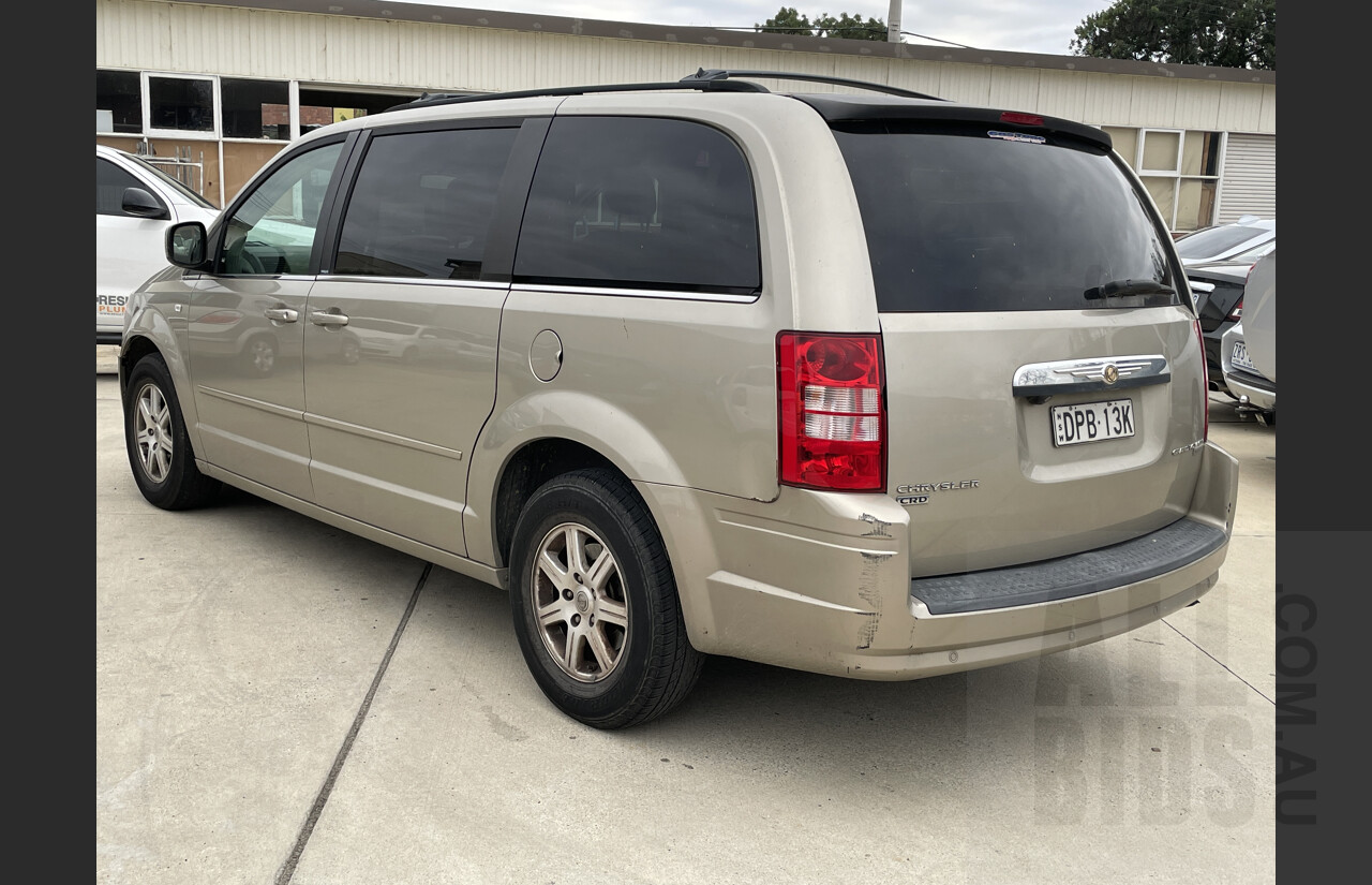 3/2008 Chrysler Grand Voyager Touring RT 4d Wagon Gold 2.8L