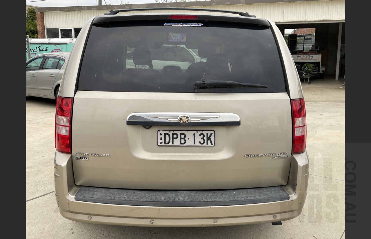 3/2008 Chrysler Grand Voyager Touring RT 4d Wagon Gold 2.8L