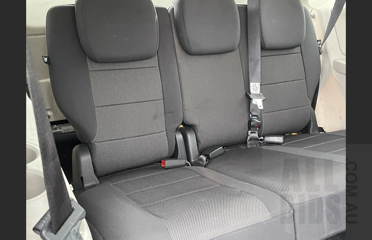 3/2008 Chrysler Grand Voyager Touring RT 4d Wagon Gold 2.8L