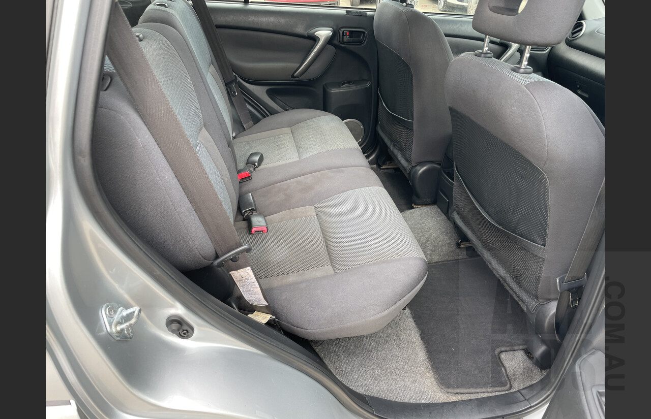 6/2005 Toyota Rav4 Cruiser (4x4) ACA23R 4d Wagon Silver  2.4L