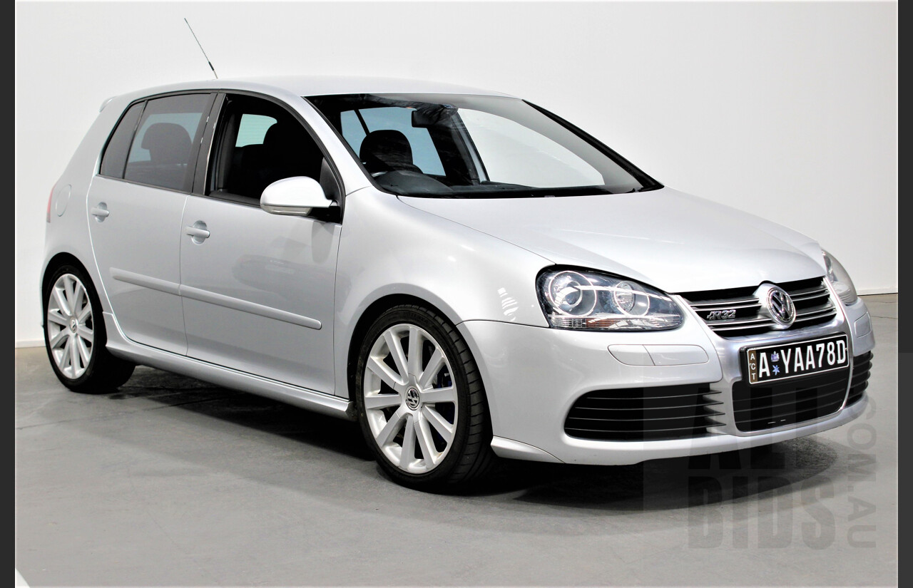7/2009 Volkswagen Golf R32 MK5 1K MY09 5d Hatchback Metallic Silver 3.2L AWD VR6