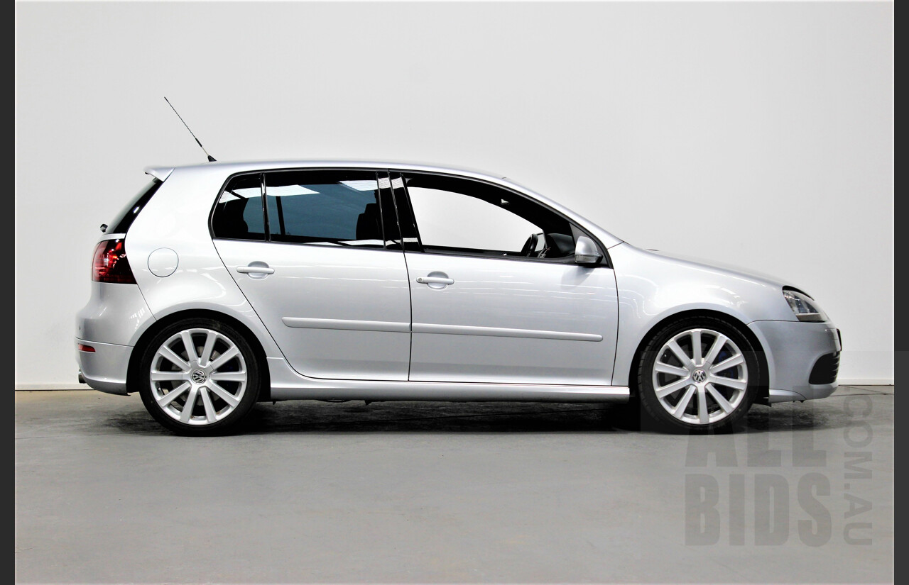 7/2009 Volkswagen Golf R32 MK5 1K MY09 5d Hatchback Metallic Silver 3.2L AWD VR6