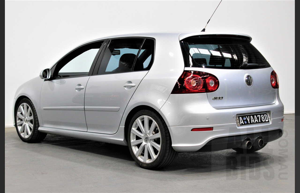 7/2009 Volkswagen Golf R32 MK5 1K MY09 5d Hatchback Metallic Silver 3.2L AWD VR6